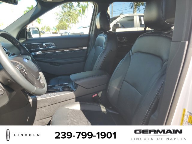 Used 2019 Ford Explorer Limited w/ Ford Safe & Smart Package FWD image 19