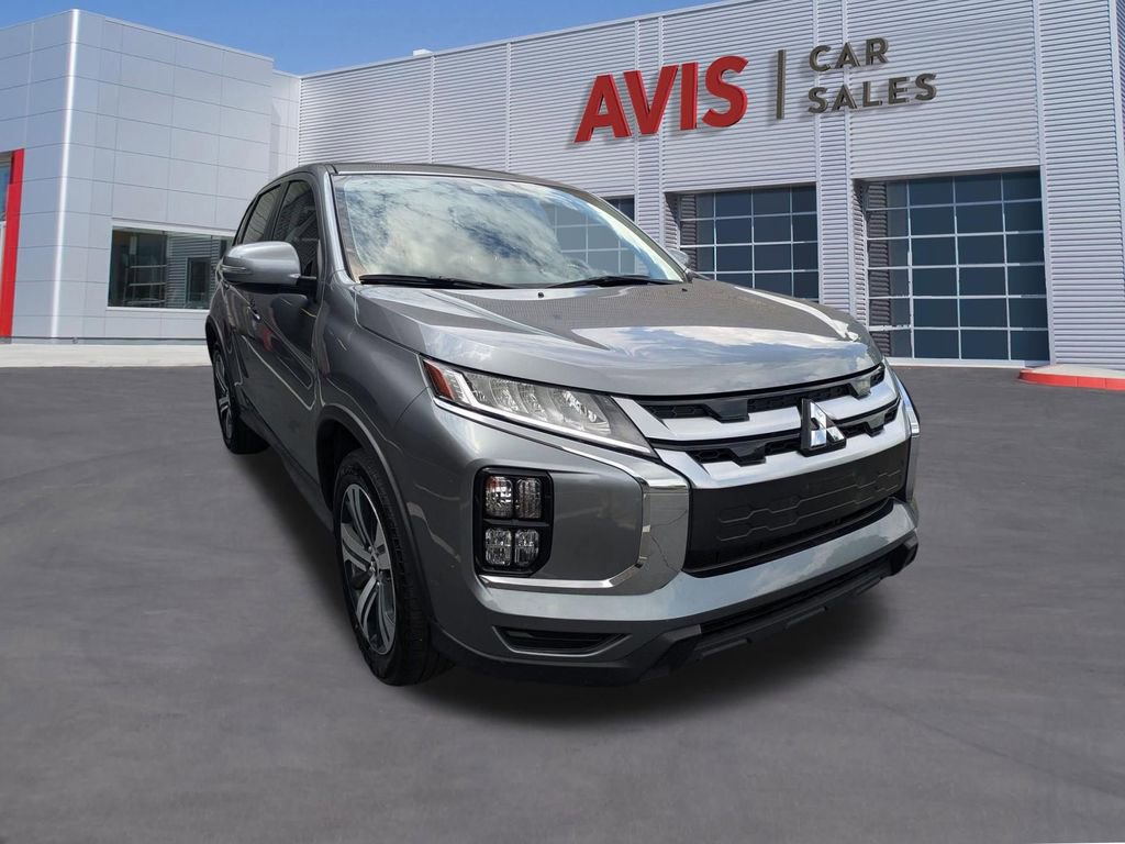 Used 2025 Mitsubishi Outlander Sport SE AWD/4WD image 3