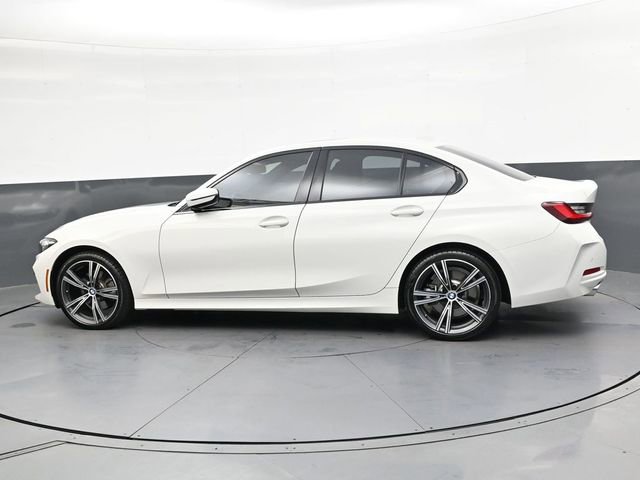 Used 2023 BMW 330i Sedan w/ Premium Package image 7