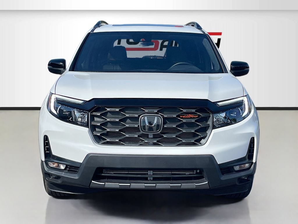 Used 2023 Honda Passport TrailSport image 2