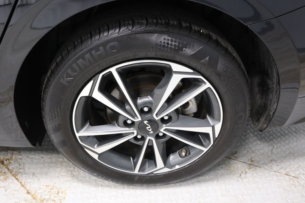 Used 2024 Kia Forte LXS FWD image 18