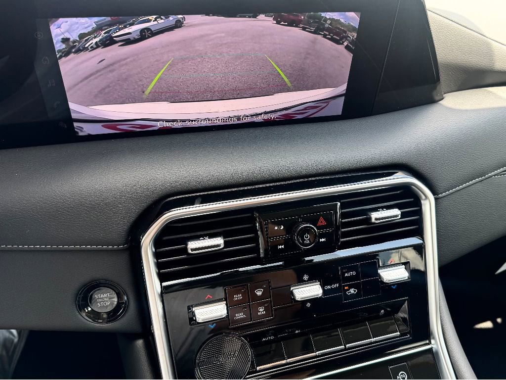 New 2025 Nissan Armada SV image 16