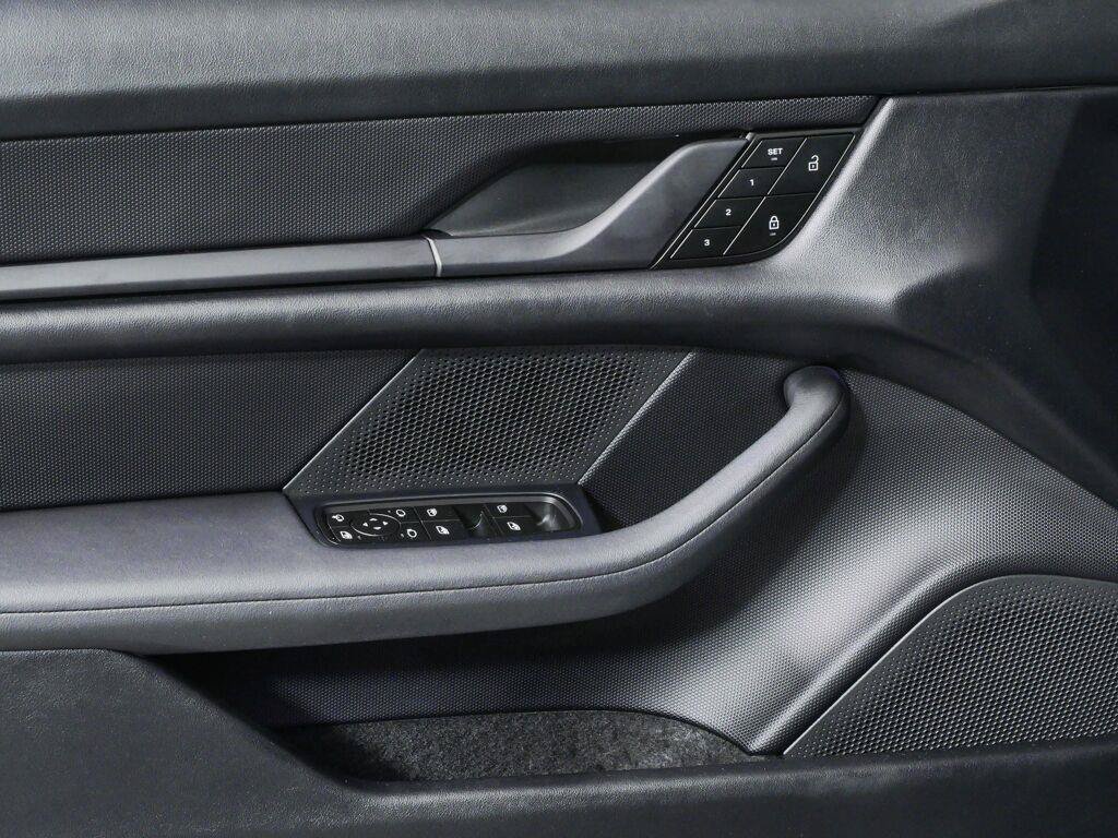 Certified 2024 Porsche Taycan RWD image 6