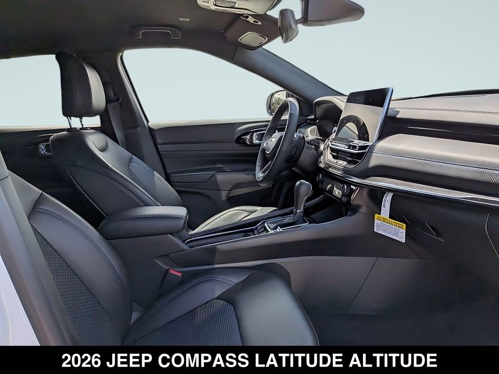 Used 2026 Jeep Compass Latitude AWD/4WD image 26