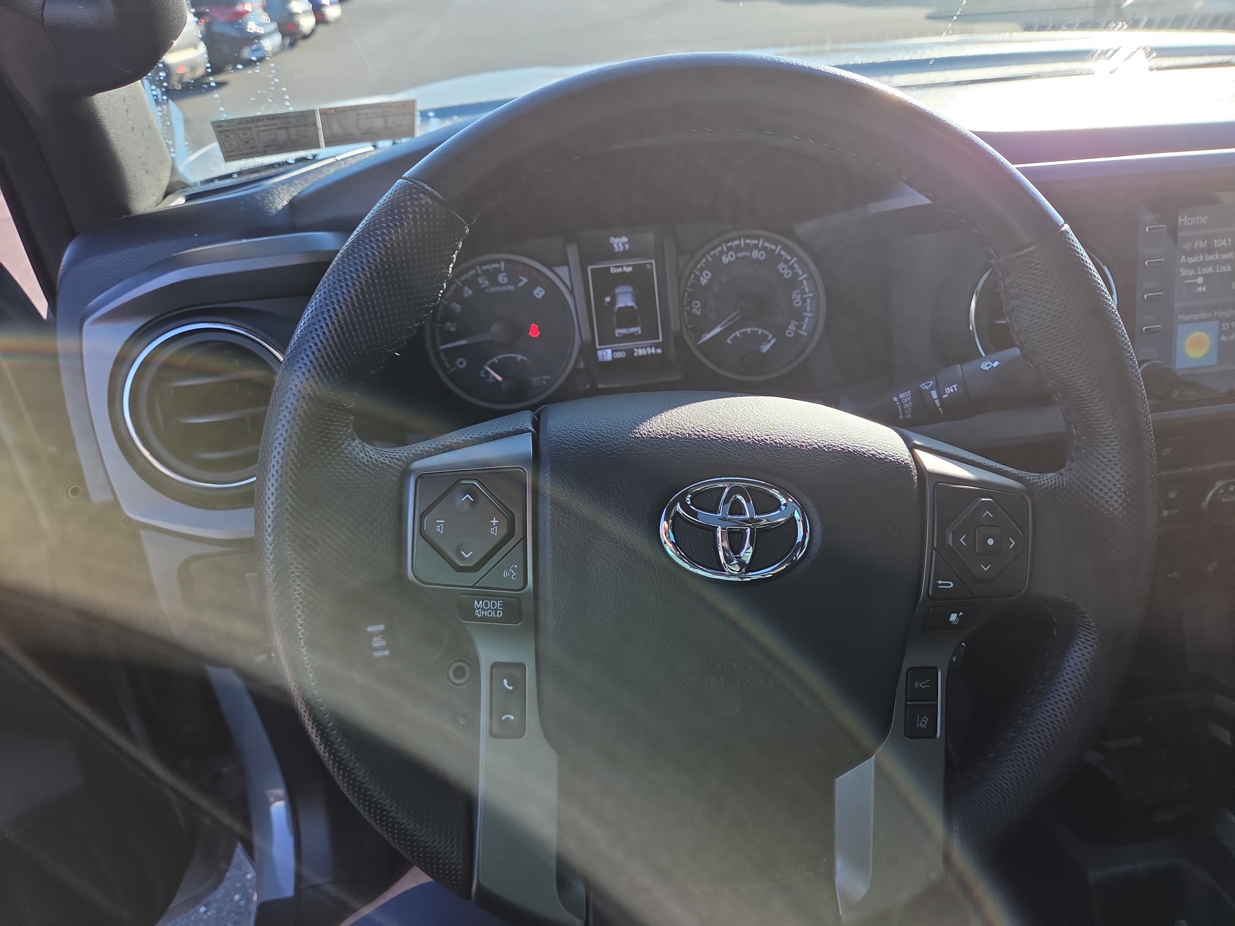 Used 2021 Toyota Tacoma TRD Off-Road w/ TRD Premium Off Road Package AWD/4WD image 3