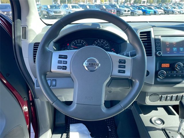 Used 2020 Nissan Frontier SV image 13