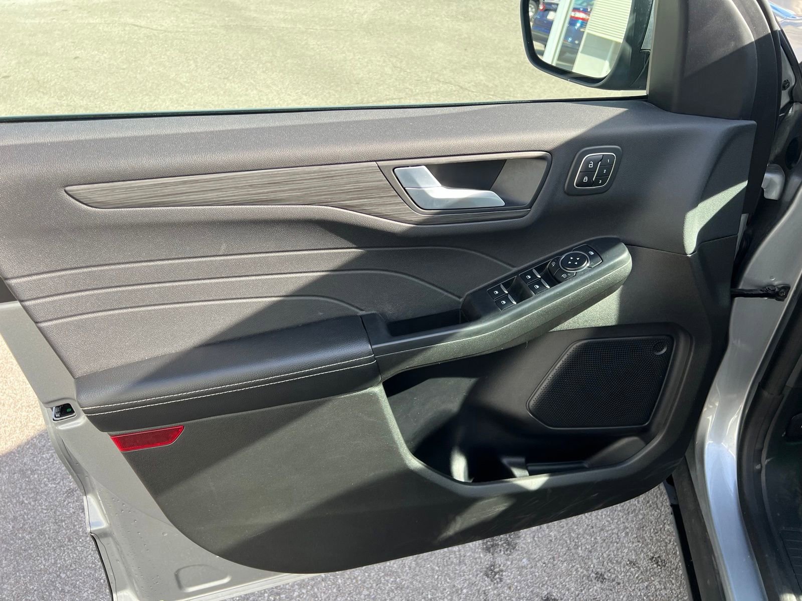 Used 2023 Ford Escape Platinum image 12