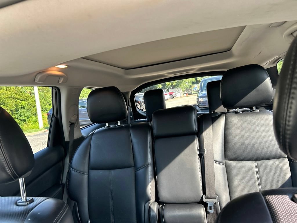 Used 2020 Nissan Pathfinder Platinum w/ Cargo Package AWD/4WD image 32