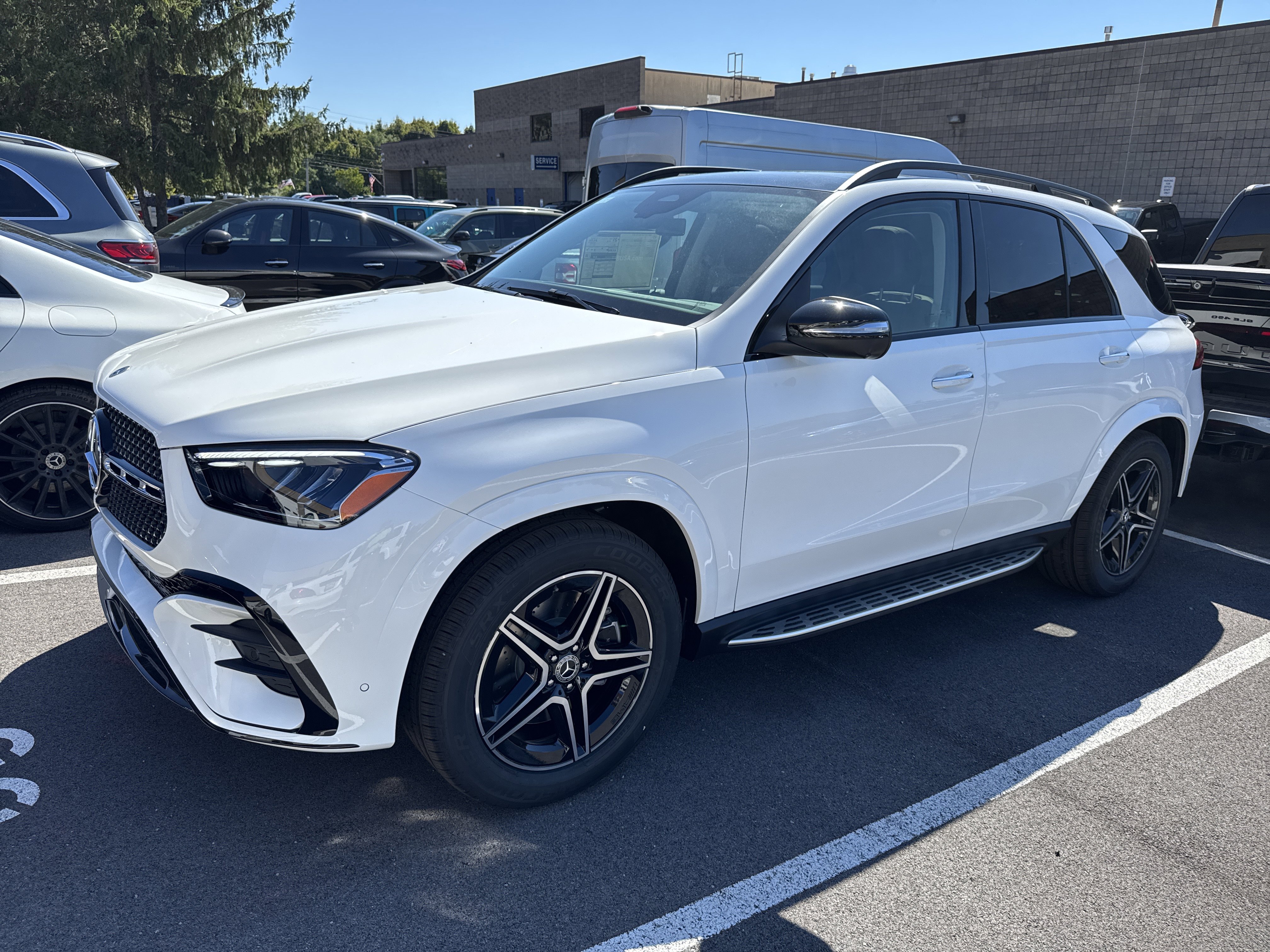 New 2026 Mercedes-Benz GLE 450 4MATIC image 3