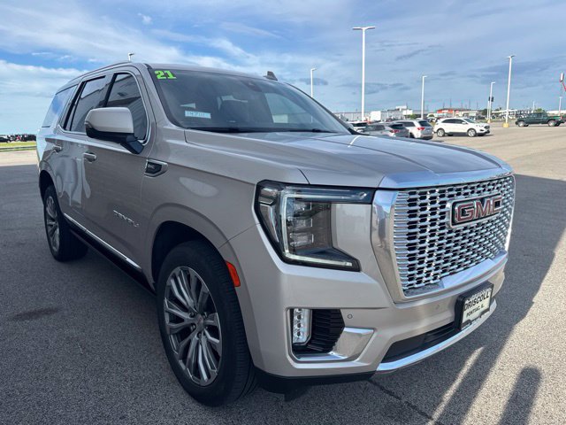 Used 2021 GMC Yukon Denali w/ Denali Premium Package AWD/4WD image 6