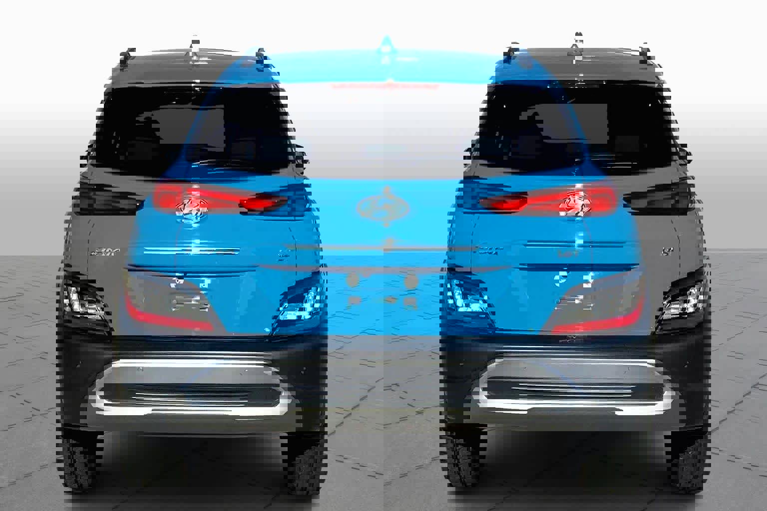 Used 2023 Hyundai Kona Limited image 4