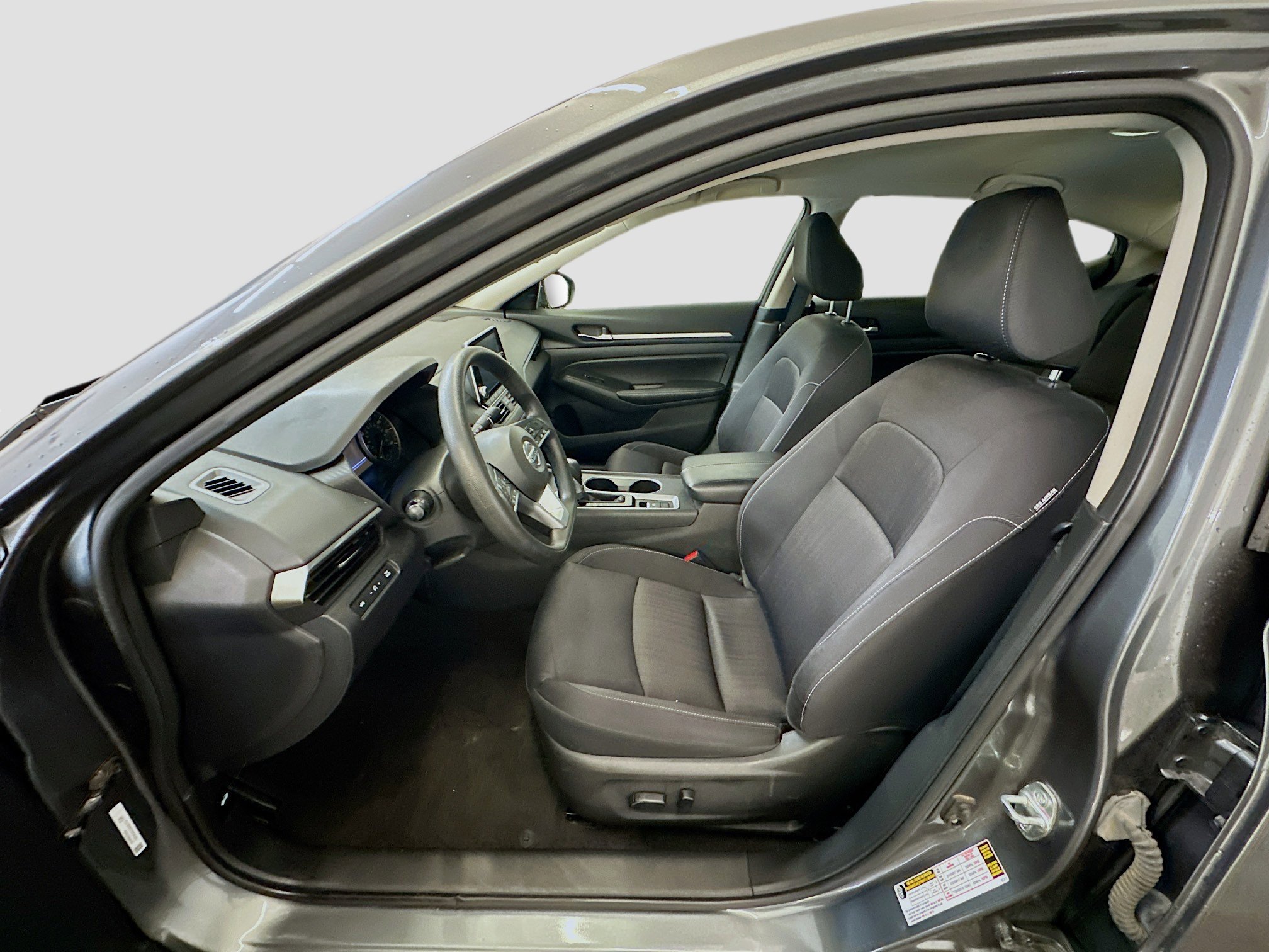Used 2022 Nissan Altima 2.5 SV AWD/4WD image 13