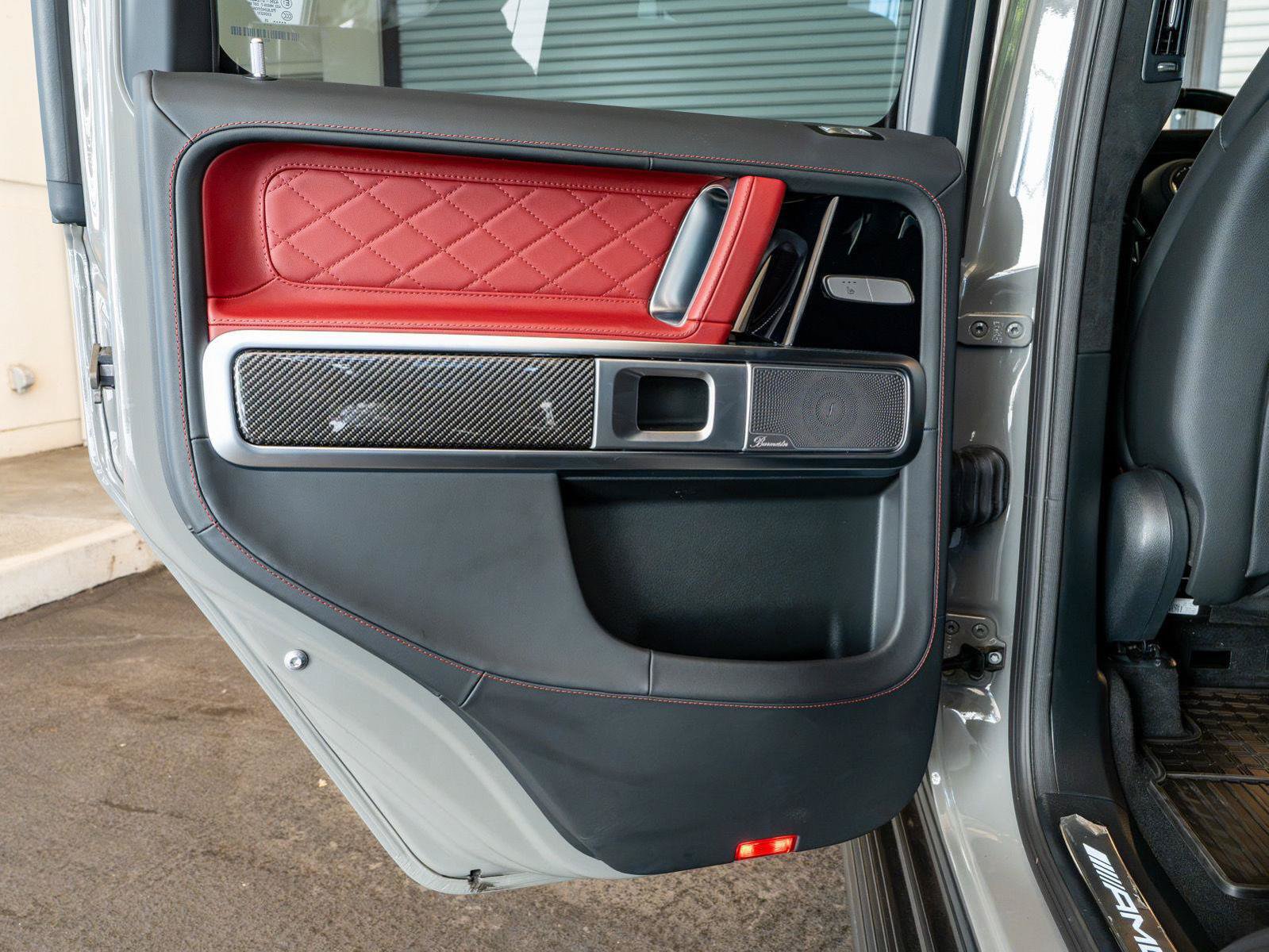 Used 2025 Mercedes-Benz G 63 AMG 4MATIC image 24