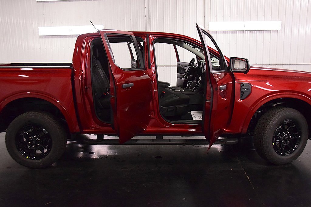 New 2025 Ford Ranger XLT w/ FX4 Off-Road Package image 34