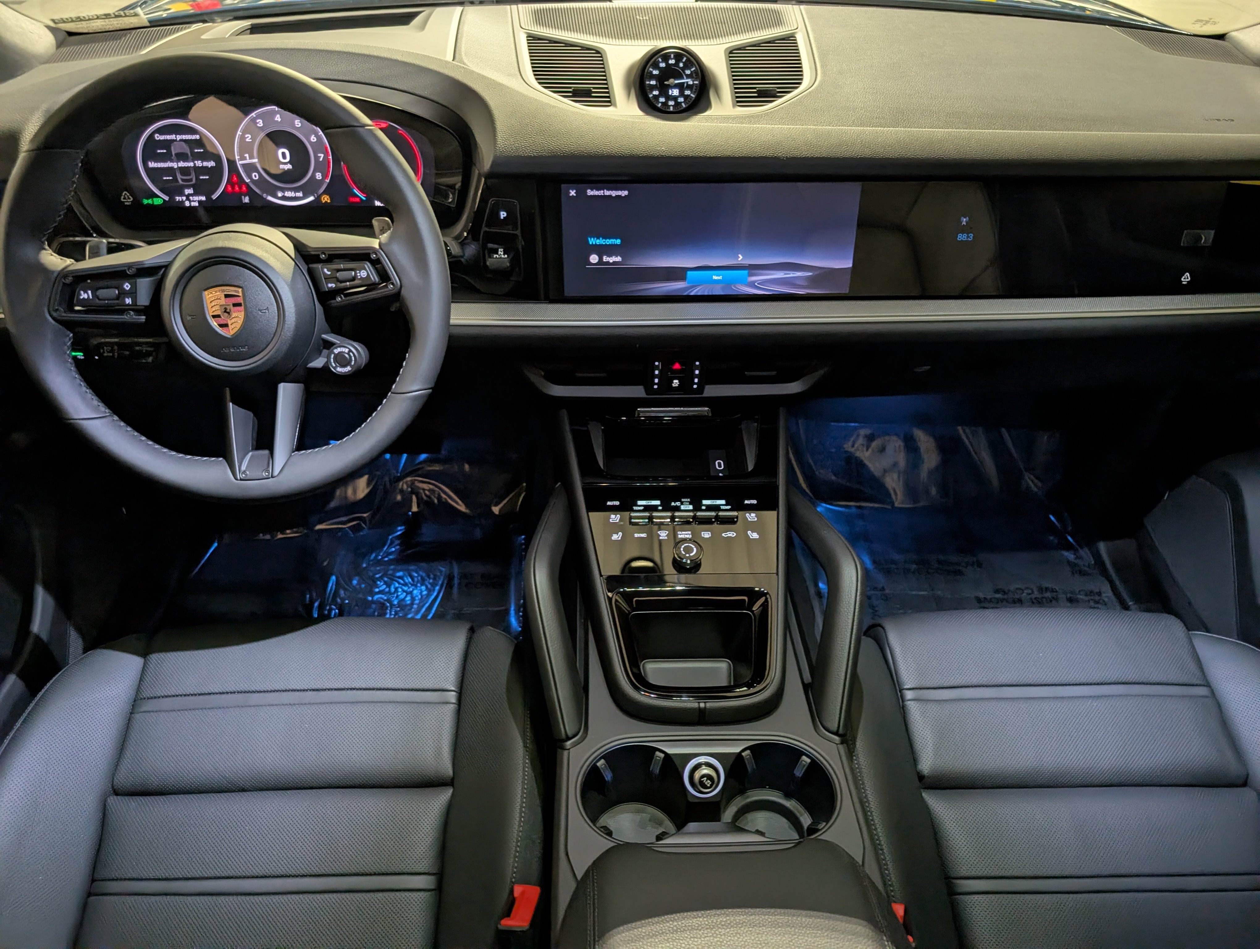 New 2026 Porsche Cayenne Coupe image 7