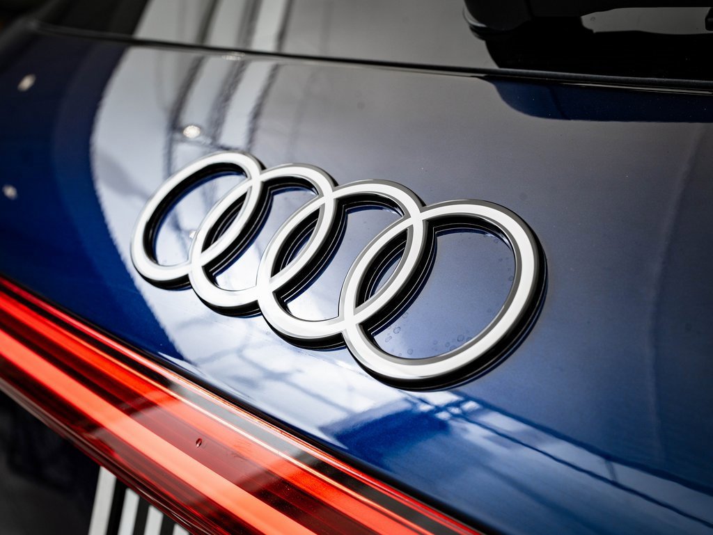 New 2025 Audi Q5 Premium Plus image 18