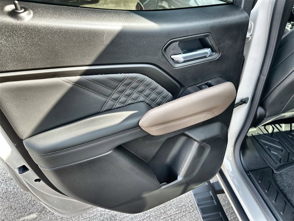 New 2026 GMC Canyon Denali image 15