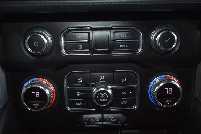 Used 2021 GMC Yukon XL SLE image 27