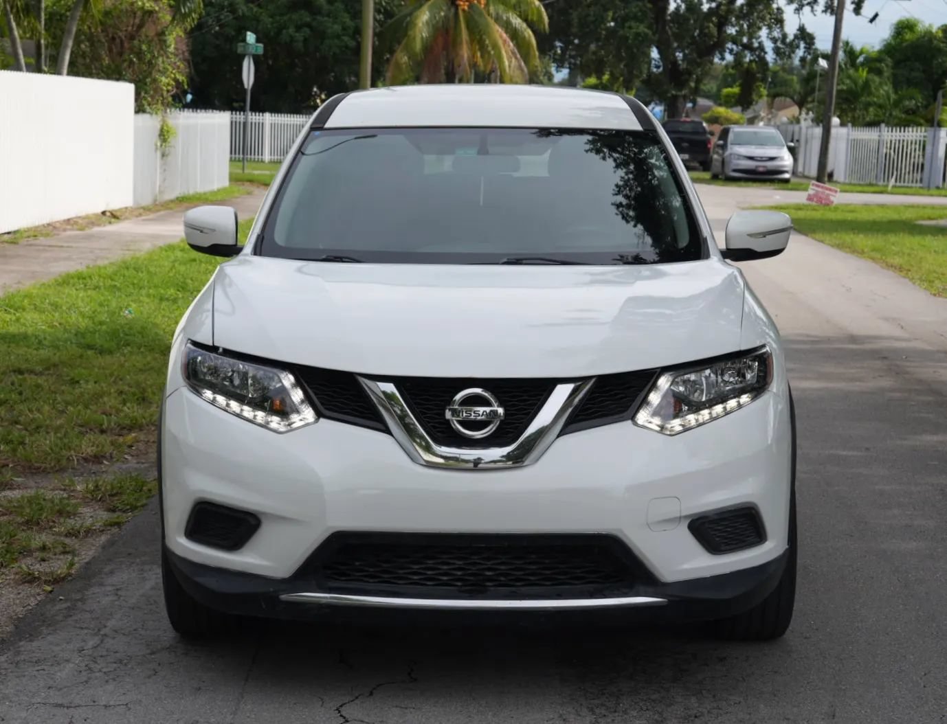 Used 2015 Nissan Rogue S FWD image 5
