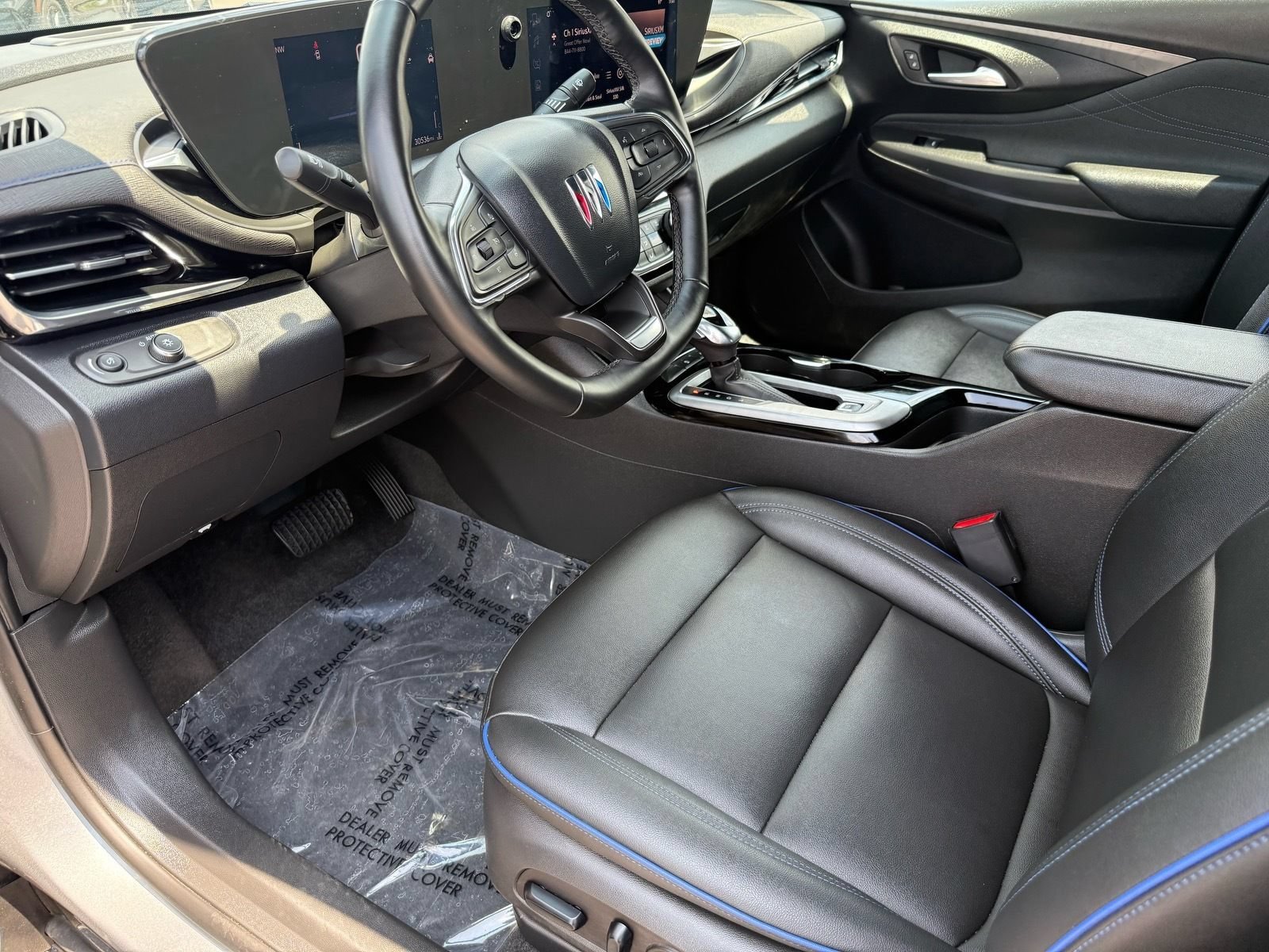 Used 2025 Buick Envista Sport Touring w/ Convenience I Package FWD image 13