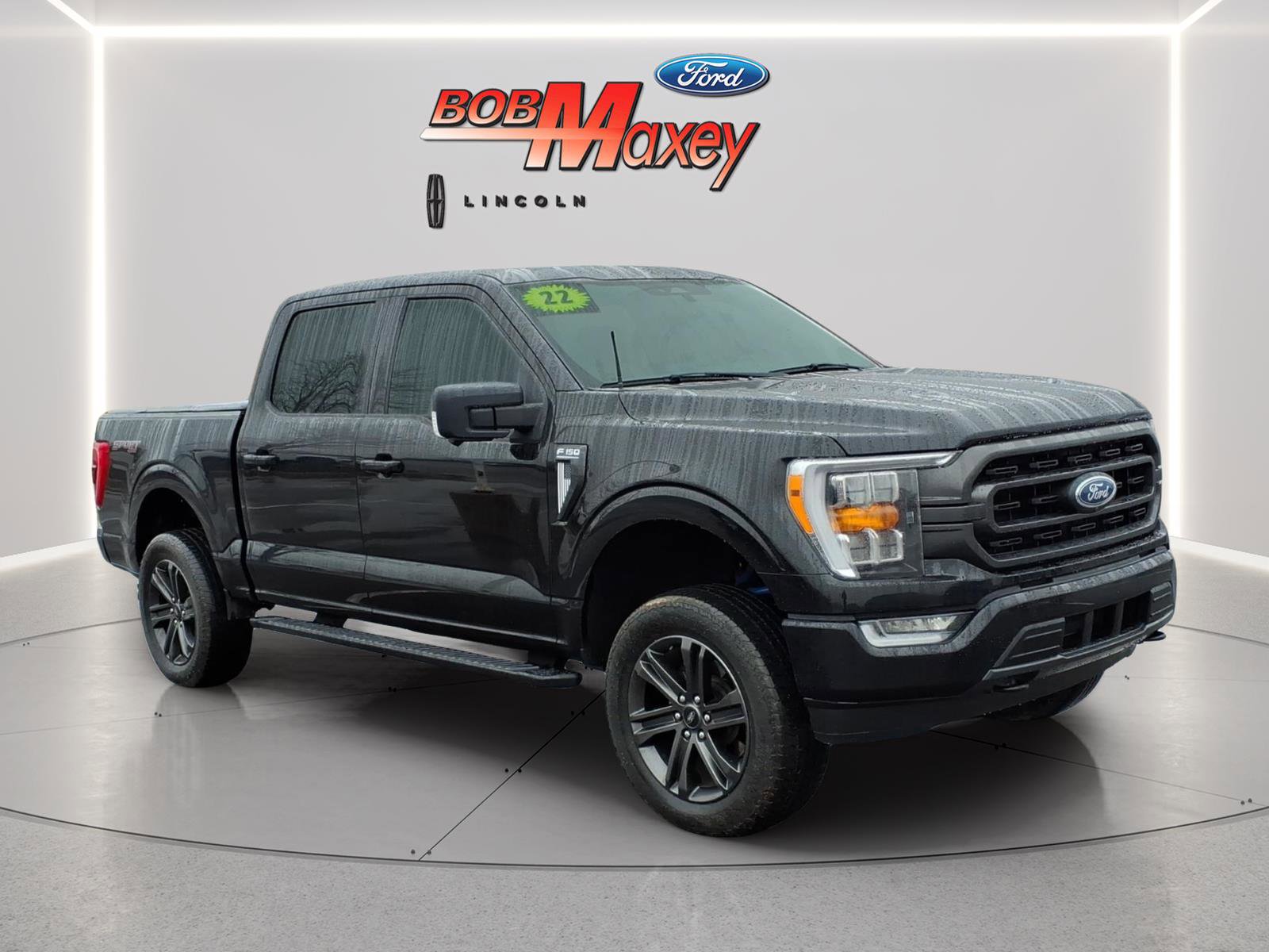 Used 2022 Ford F150 XLT w/ Equipment Group 302A High AWD/4WD image 3