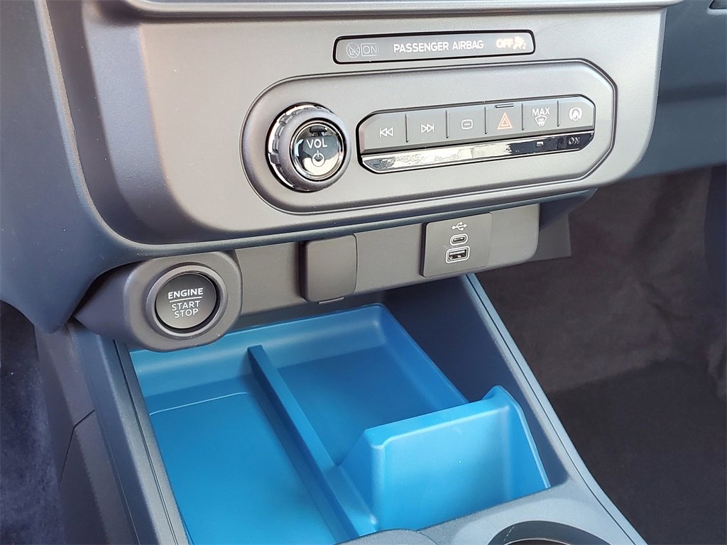 New 2025 Ford Maverick XLT w/ XLT Luxury Package image 16