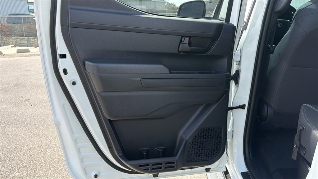 Certified 2024 Toyota Tacoma SR image 33