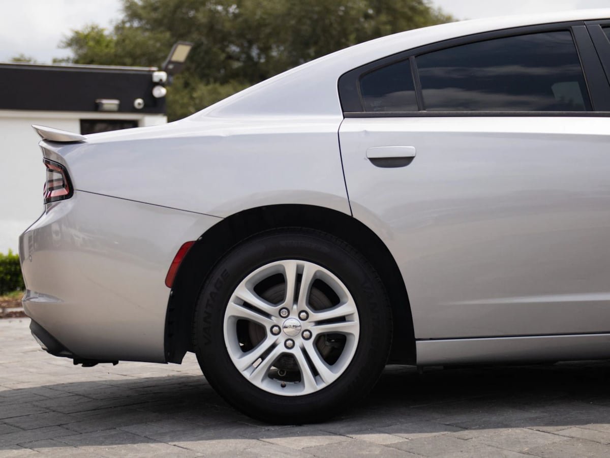 Used 2016 Dodge Charger SE w/ Popular Equipment Group RWD image 15