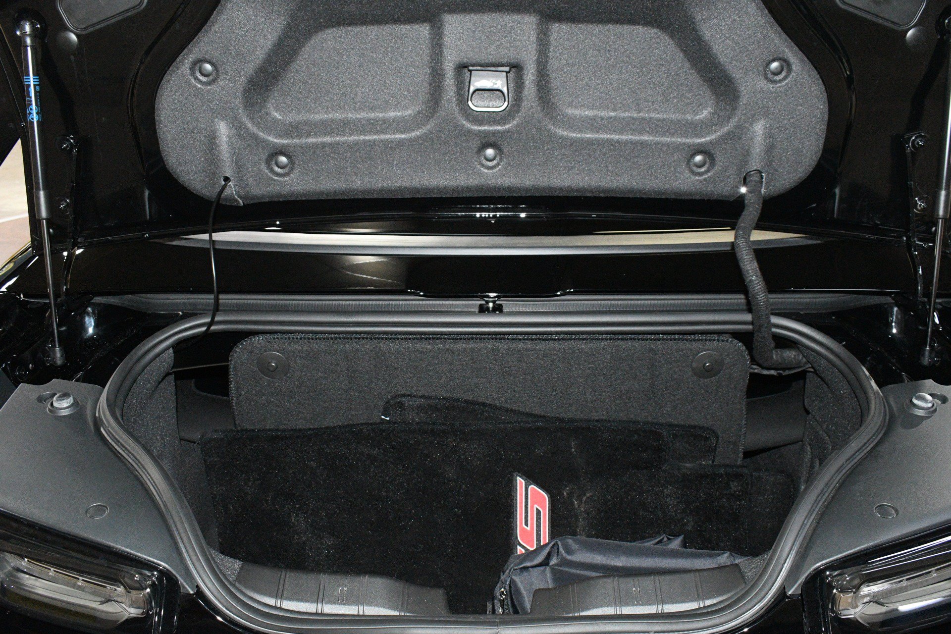 Used 2021 Chevrolet Camaro SS RWD image 95