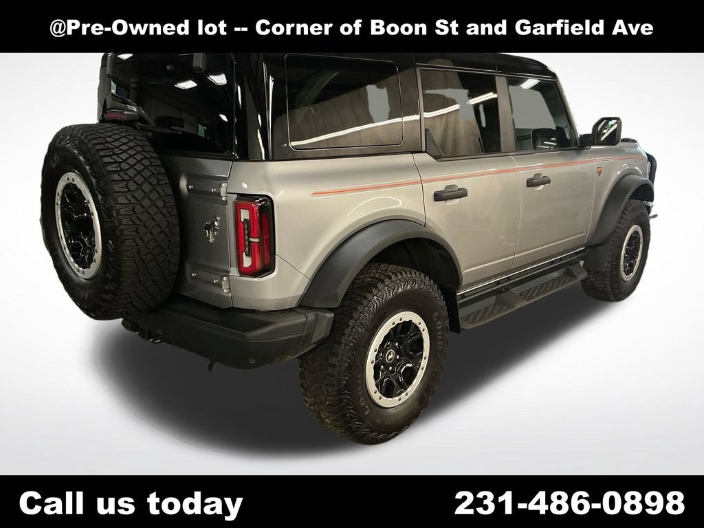 Used 2024 Ford Bronco Badlands w/ Sasquatch Package AWD/4WD image 5