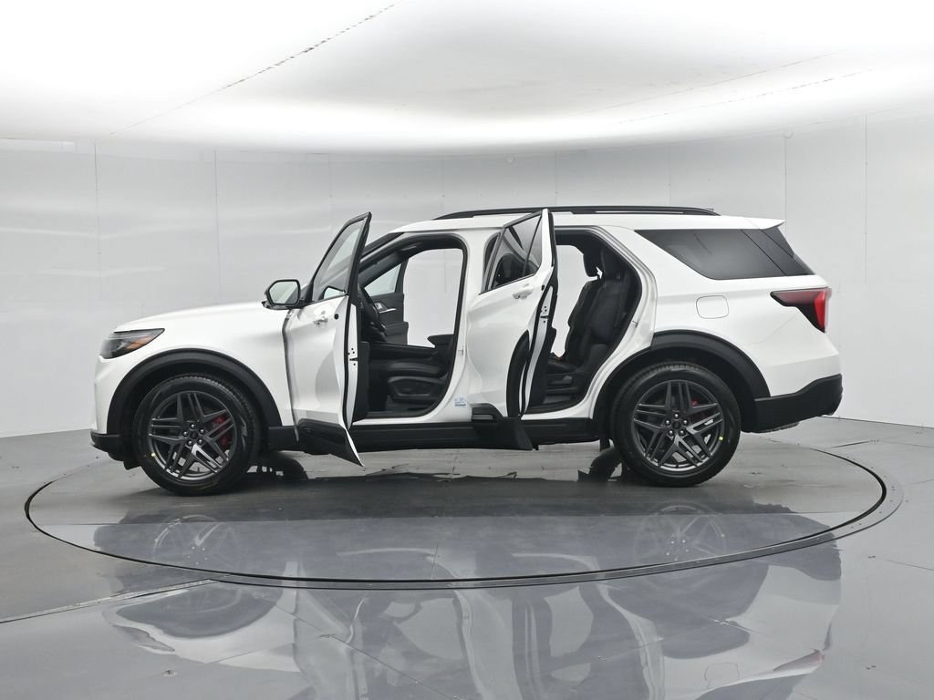 New 2026 Ford Explorer ST w/ Sun And Sound Package AWD/4WD image 35