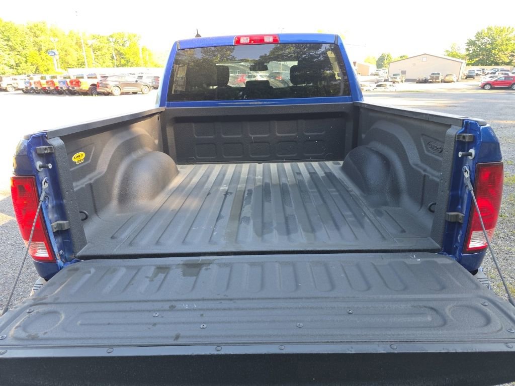 Used 2019 RAM 1500 Express w/ Wheel & Sound Group AWD/4WD image 17