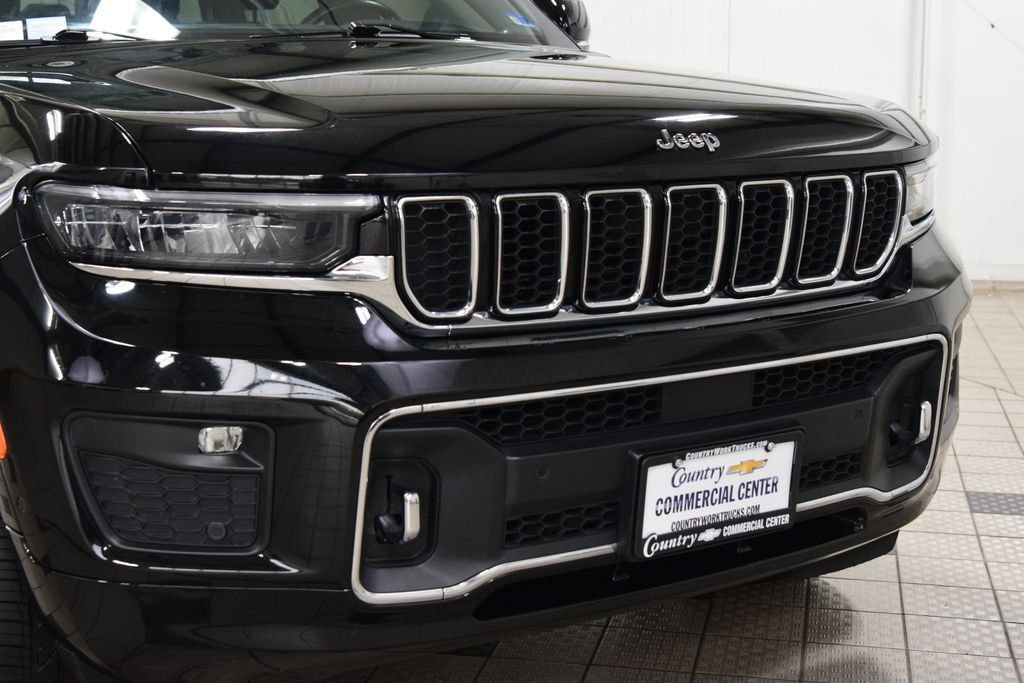 Used 2021 Jeep Grand Cherokee L Overland w/ Luxury Tech Group IV AWD/4WD image 11