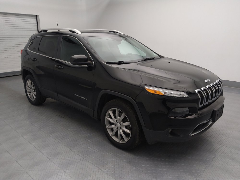 Used 2017 Jeep Cherokee Limited image 11