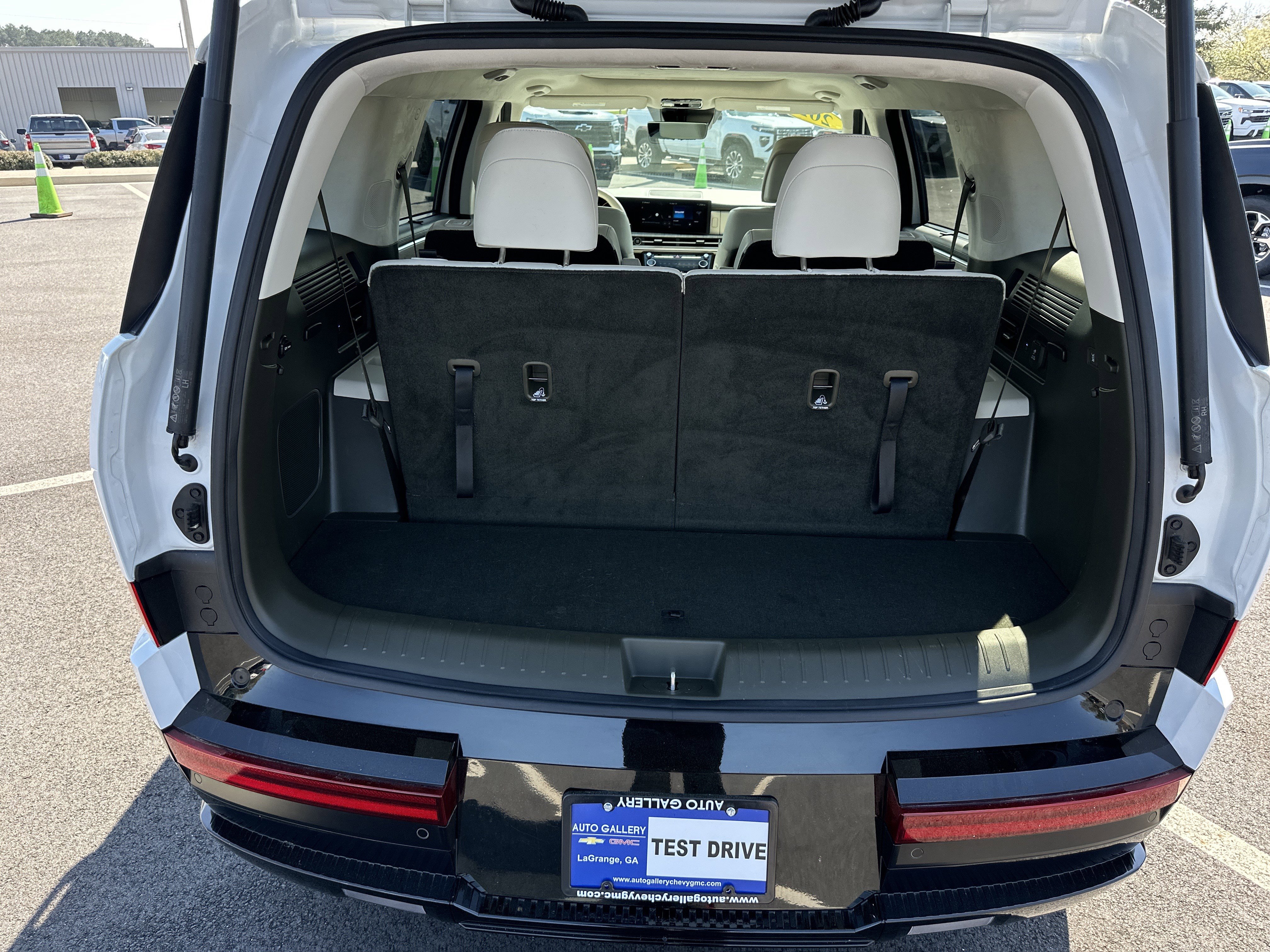 Used 2025 Hyundai Santa Fe Calligraphy image 19