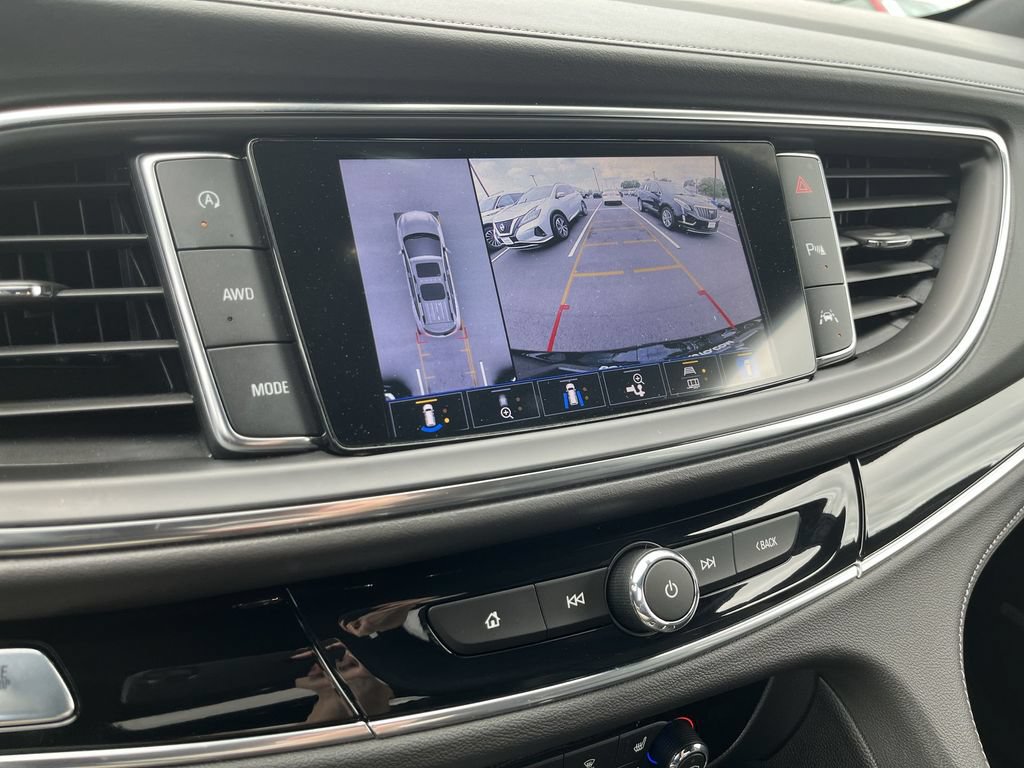 Used 2023 Buick Enclave Avenir w/ Avenir Technology Package AWD/4WD image 19