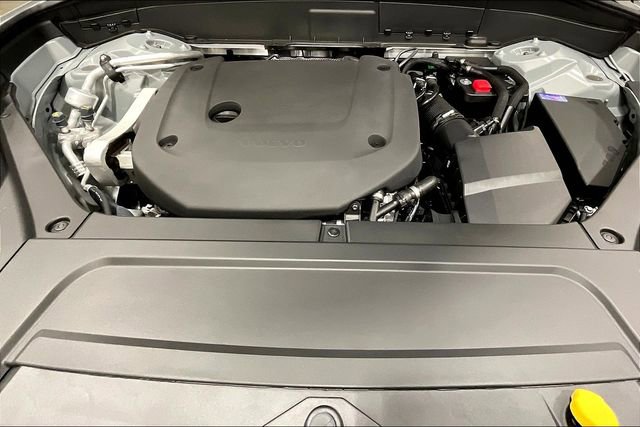 New 2026 Volvo XC90 B6 Plus w/ Protection Package Premier image 13