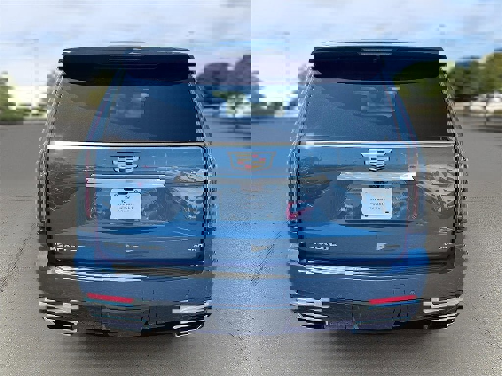 New 2025 Cadillac Escalade ESV Premium Luxury w/ Touring Package image 6