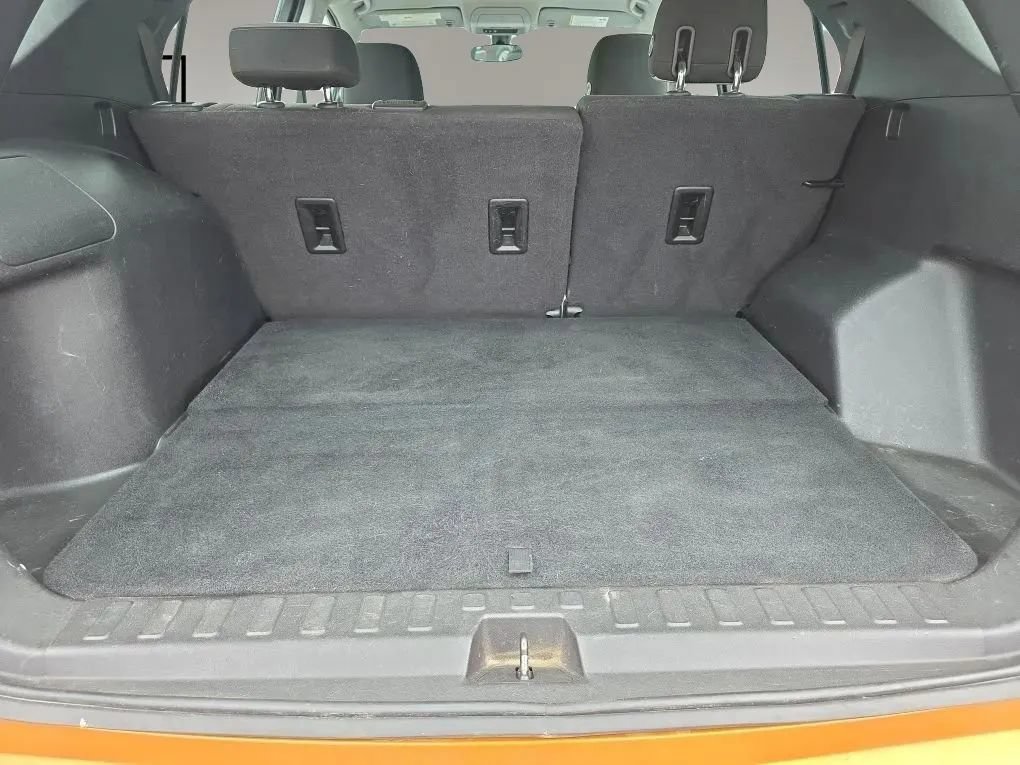Used 2018 Chevrolet Equinox LS AWD/4WD image 11