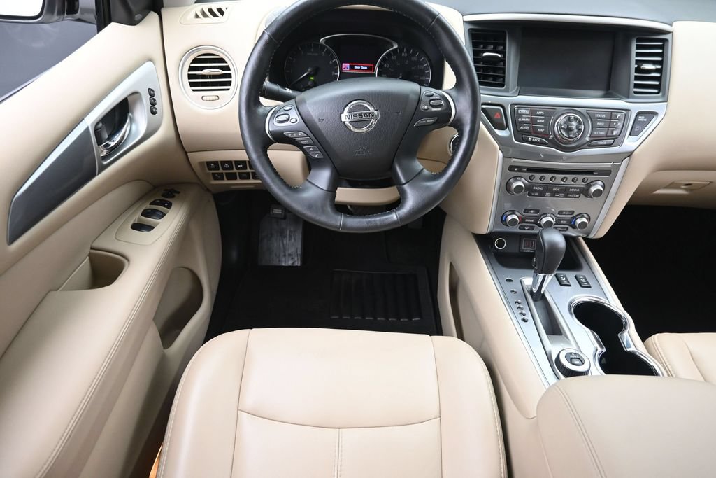 Used 2019 Nissan Pathfinder SL w/ SL Premium Package AWD/4WD image 16