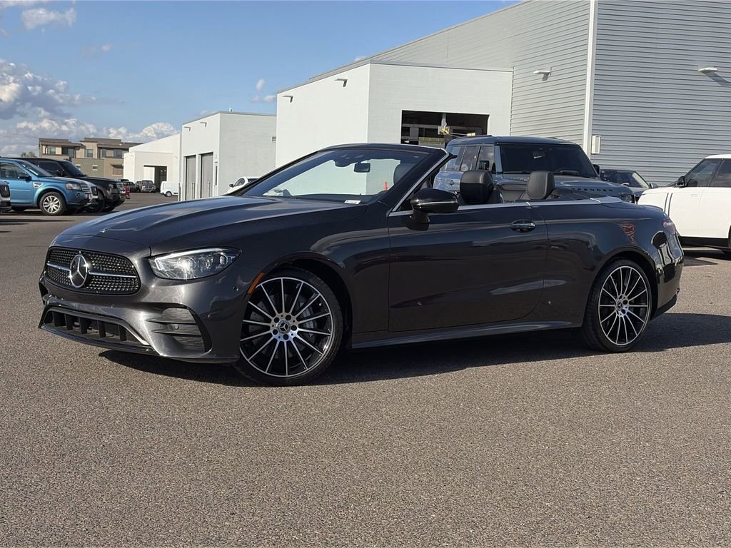 Used 2023 Mercedes-Benz E 450 4MATIC Cabriolet image 3
