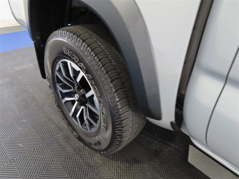 Used 2021 Toyota Tacoma TRD Off-Road image 29