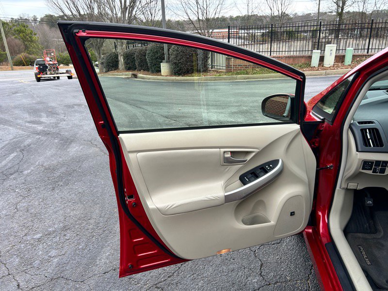 Used 2013 Toyota Prius Four w/ Deluxe Solar Roof Pkg image 21