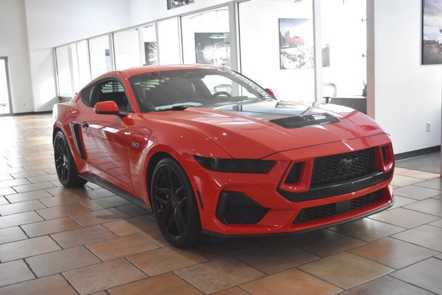 Used 2024 Ford Mustang GT Premium image 3