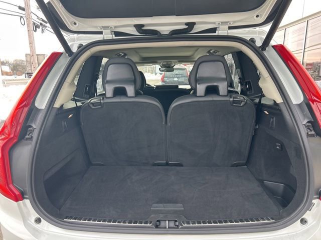 Certified 2025 Volvo XC90 B6 Plus image 11