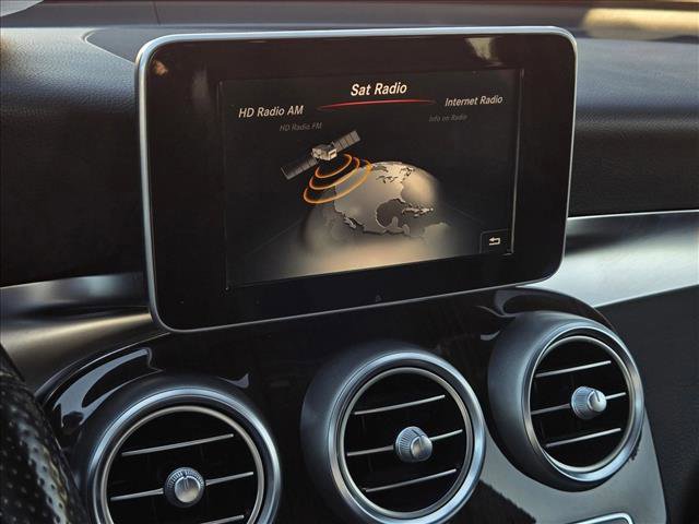 Used 2017 Mercedes-Benz GLC 300 4MATIC image 12