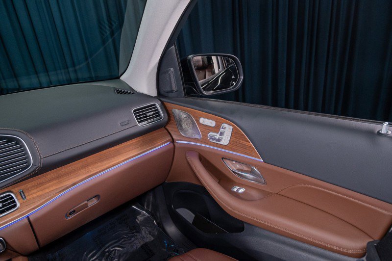 New 2026 Mercedes-Benz GLS 450 4MATIC image 28