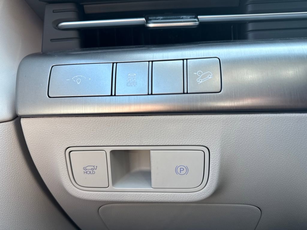 New 2026 Hyundai Kona Limited AWD/4WD image 33