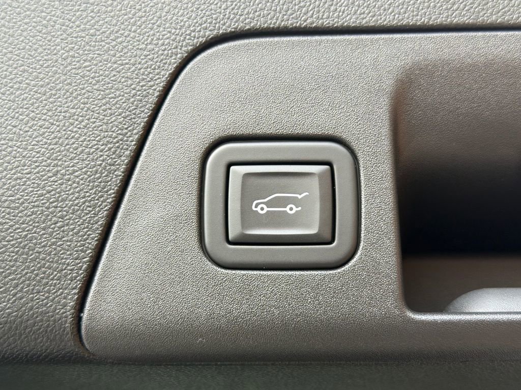 Used 2023 Buick Envision Preferred w/ Sport Touring Package image 35