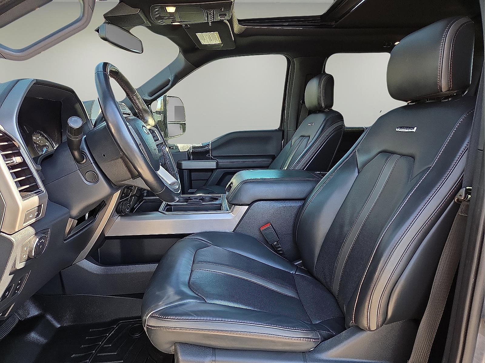 Used 2022 Ford F250 Platinum w/ FX4 Off-Road Package image 16